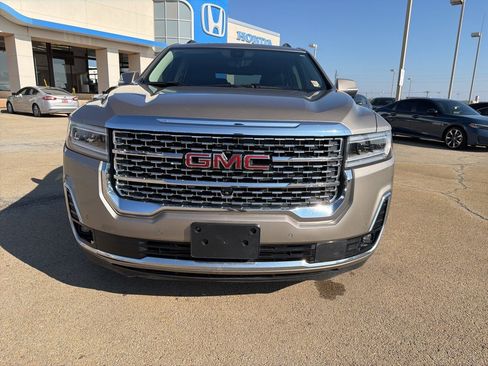 Used 2022 GMC Acadia Denali w/ Denali Ultimate Package image 2