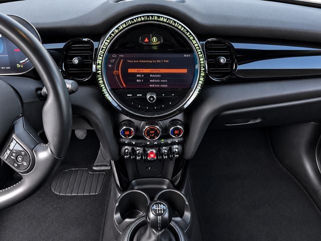 Used 2022 MINI Cooper S FWD image 3