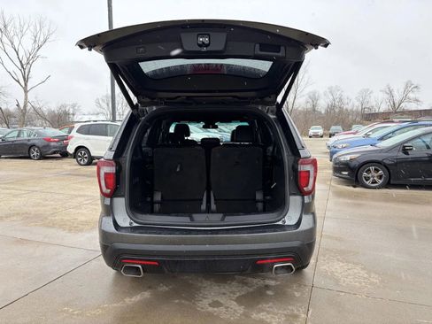 Used 2017 Ford Explorer Sport image 22
