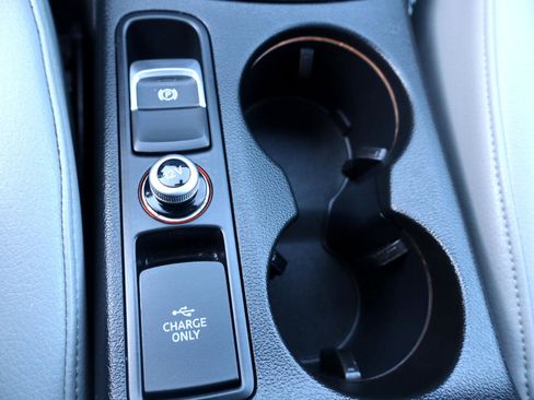 Used 2017 Audi Q3 2.0T Premium image 18