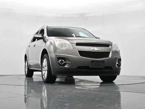 Used 2011 Chevrolet Equinox LT AWD/4WD image 34