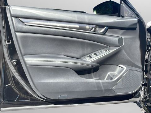 Used 2020 Honda Accord Sport image 22