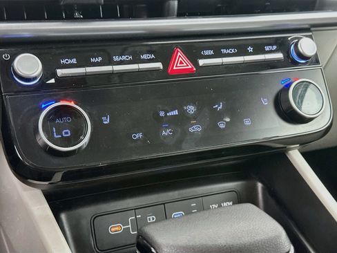 Used 2025 Hyundai Tucson SEL AWD/4WD image 23