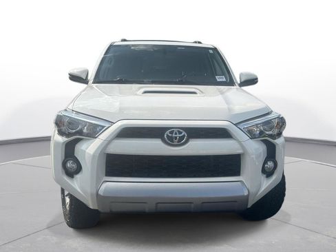 Used 2016 Toyota 4Runner Trail AWD/4WD image 3