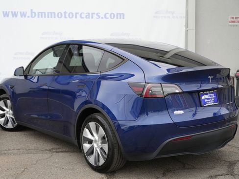 Used 2020 Tesla Model Y Performance image 14