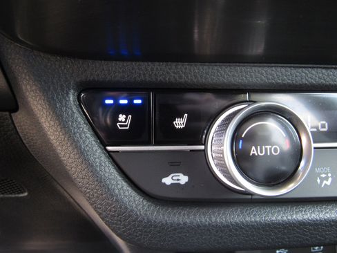 Certified 2025 Acura ADX A-Spec image 24