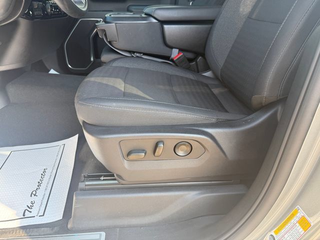 Used 2026 Chevrolet Silverado 1500 LT AWD/4WD image 11