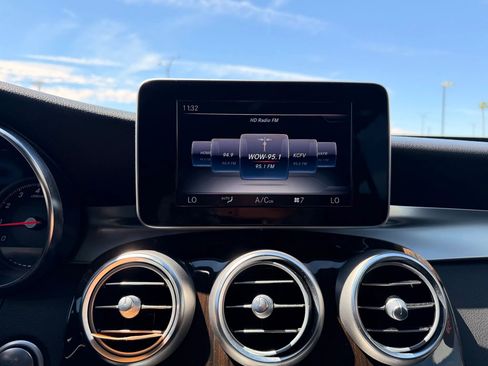 Used 2017 Mercedes-Benz GLC 300 image 19