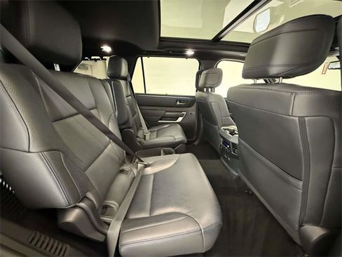 Used 2023 Toyota Sequoia 4WD image 16