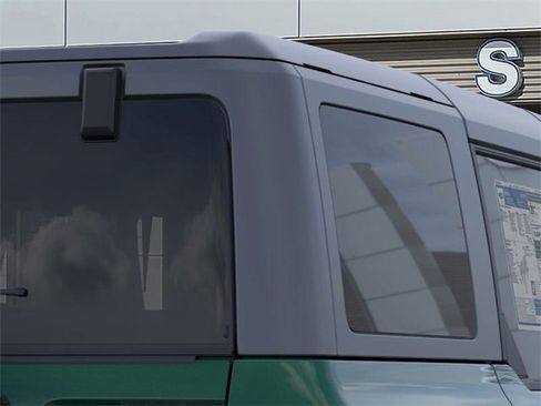 New 2025 Ford Bronco Big Bend w/ Black Diamond Package image 25