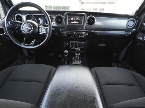 Used 2023 Jeep Gladiator Sport AWD/4WD image 43