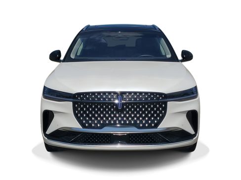 Used 2024 Lincoln Nautilus Reserve w/ Equipment Group 202A AWD/4WD image 2