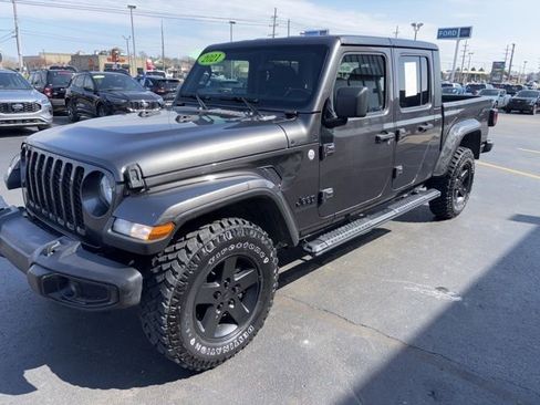 Used 2021 Jeep Gladiator Sport AWD/4WD image 17