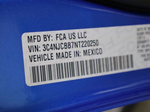 Used 2022 Jeep Compass Latitude image 38