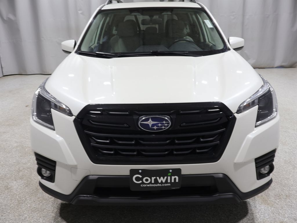 Used 2024 Subaru Forester Premium AWD/4WD image 8