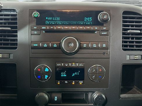 Used 2013 Chevrolet Silverado 1500 LT image 17