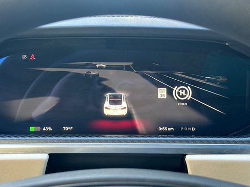 Used 2023 Tesla Model S Plaid AWD/4WD image 22