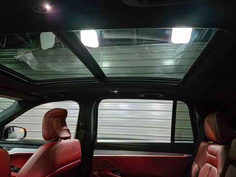 Used 2025 Jeep Wagoneer S Launch Edition AWD/4WD image 17
