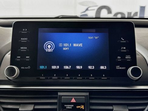 Used 2019 Honda Accord LX image 17