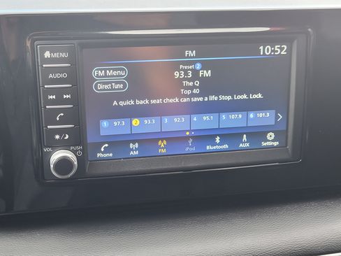 Certified 2025 Nissan Kicks S AWD/4WD image 17