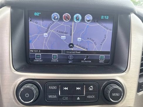 Used 2020 GMC Yukon Denali w/ Denali Premium Package AWD/4WD image 10