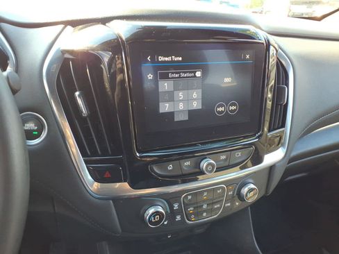 Used 2023 Chevrolet Traverse LT AWD/4WD image 13