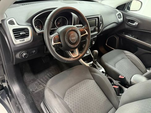 Used 2018 Jeep Compass Sport image 10