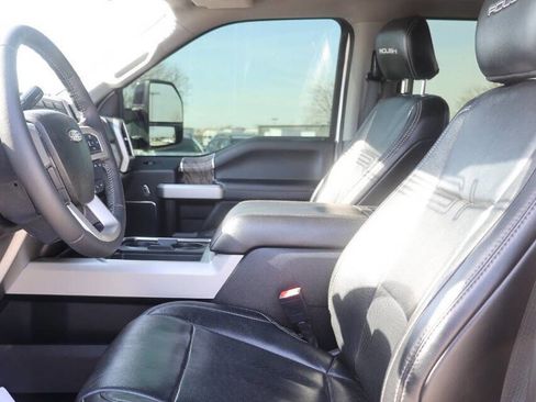 Used 2019 Ford F250 Lariat w/ Lariat Ultimate Package image 13