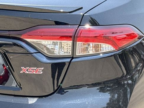 Used 2026 Toyota Corolla XSE FWD image 5