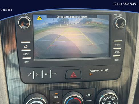 Used 2017 Chevrolet Traverse LT image 9