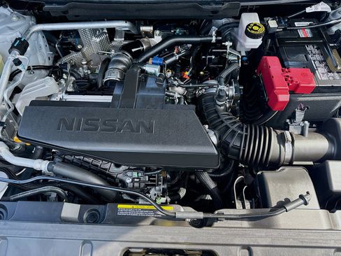 Used 2026 Nissan Rogue Dark Armor FWD image 32