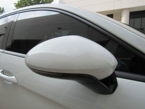 Used 2019 Porsche Panamera 4 image 22