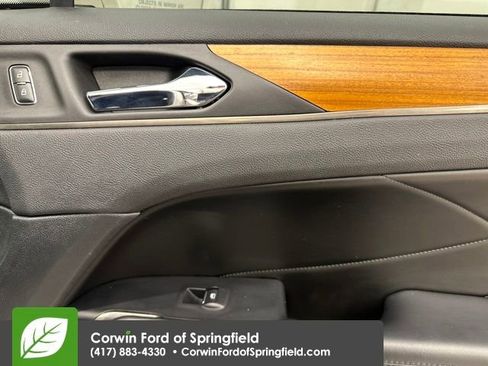 Used 2018 Lincoln MKC Select w/ Select Plus Package image 22