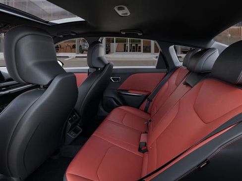 Certified 2025 Kia K4 GT-Line Turbo image 19