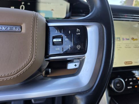 Certified 2023 Land Rover Range Rover SE AWD/4WD image 19