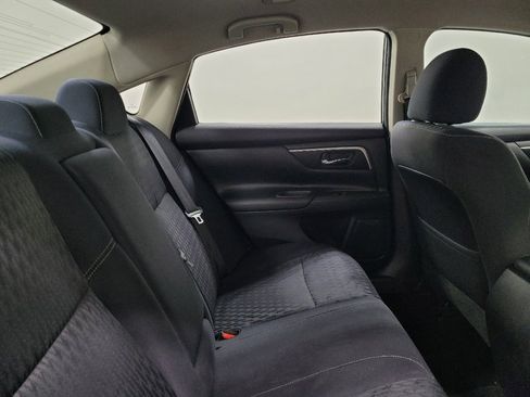 Used 2017 Nissan Altima 2.5 SV FWD image 19