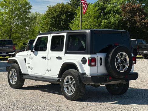 Used 2023 Jeep Wrangler Unlimited Sahara w/ Cold Weather Group AWD/4WD image 9