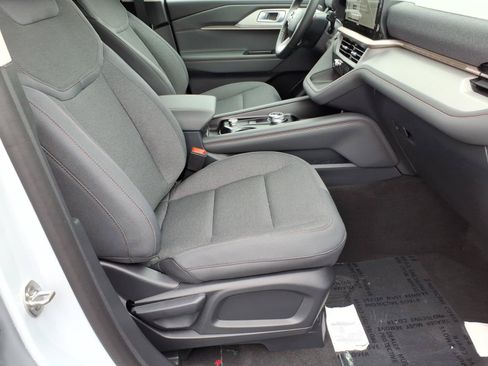 New 2026 Ford Explorer Active AWD/4WD image 8