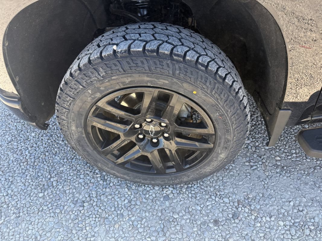 Used 2021 Chevrolet Silverado 1500 LT Trail Boss w/ Convenience Package II AWD/4WD image 34