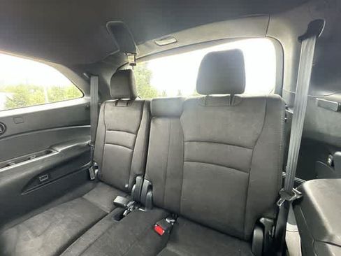 Used 2022 Honda Pilot Sport image 23