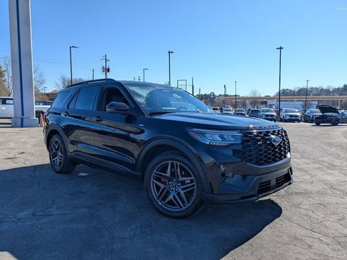 Certified 2025 Ford Explorer ST-Line w/ Premium Package image 1