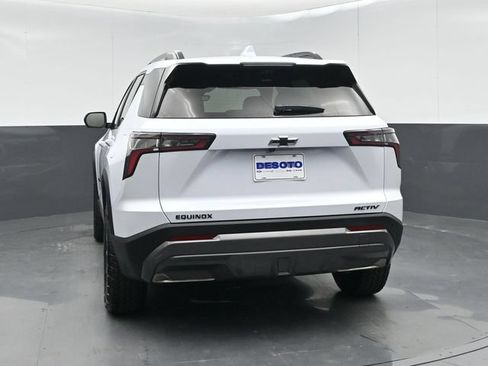 Used 2026 Chevrolet Equinox ACTIV w/ Convenience Package III FWD image 7