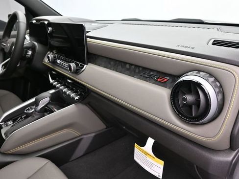 New 2026 Chevrolet Colorado ZR2 w/ Technology Package AWD/4WD image 43