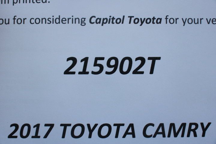 Used 2017 Toyota Camry XLE w/ Moonroof Package FWD image 29