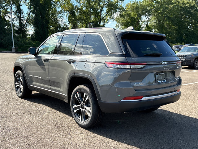 New 2027 Jeep Grand Cherokee Limited AWD/4WD image 4