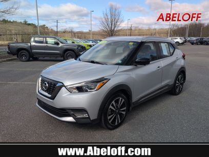 Used 2018 Nissan Kicks SR w/ Premium Package