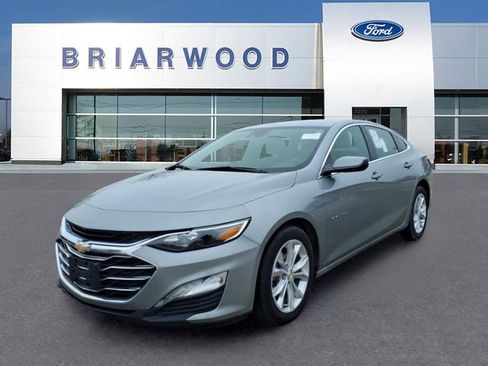 Used 2024 Chevrolet Malibu LT image 1