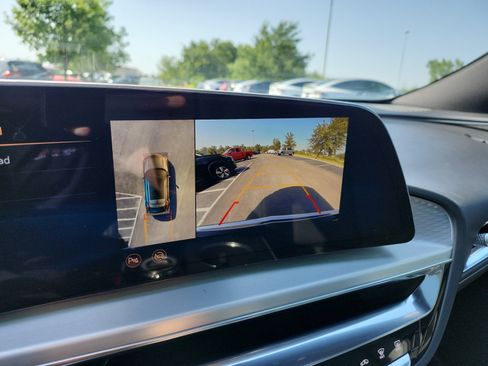 Used 2024 Cadillac Lyriq Luxury RWD image 18