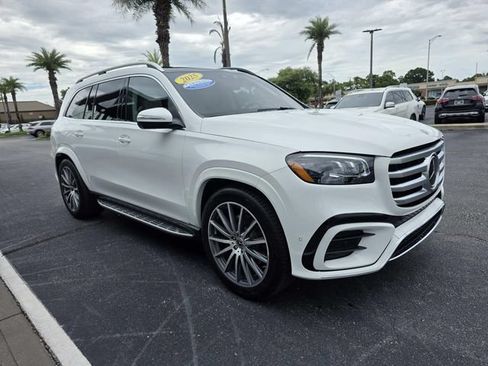 Certified 2025 Mercedes-Benz GLS 450 4MATIC image 4