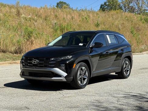 New 2026 Hyundai Tucson SEL image 2